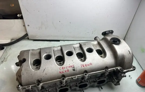 Porsche Cayenne (9PA) Engine head 948105121
