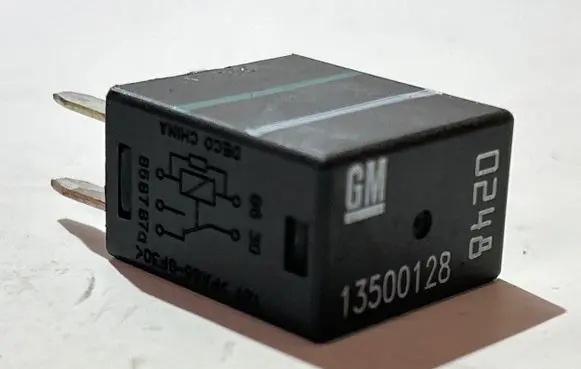 Opel Insignia A Other relay 13500128