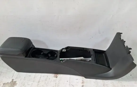 Volvo S40 Center console 