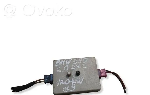 BMW 3 E90 E91 Aerial antenna amplifier 6932644 21367510 28023299