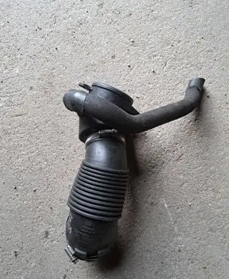 Audi A6 S6 C6 4F Air intake hose/pipe 4F0129615