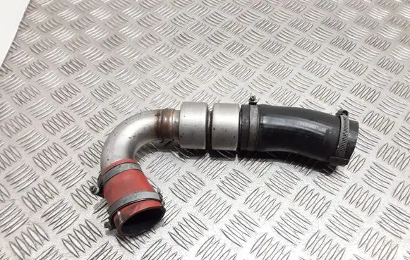 Ford Mondeo MK IV Intercooler hose/pipe