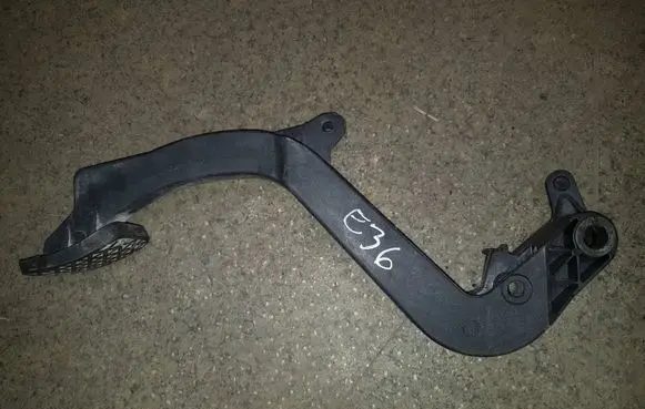BMW 3 E36 Brake pedal 1158659
