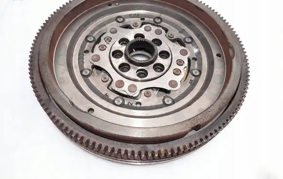 Audi Q3 8U Flywheel 06J105266AQ
