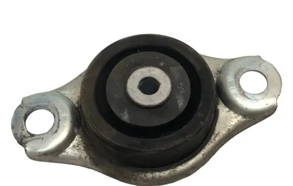 Lancia Ypsilon Engine mount vacuum valve 