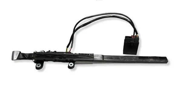 BMW 4 F32 F33 Seat belt adjustment motor 983395 7307915