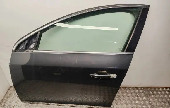 Volvo V60 Front door