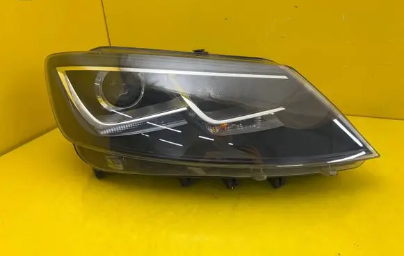 Seat Alhambra (Mk2) Headlight/headlamp 7N5941752