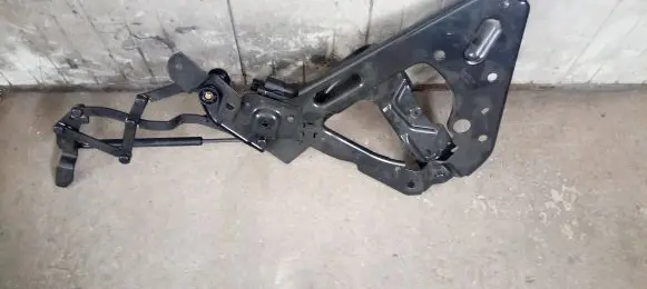 Renault Megane II Convertible roof hinge E84827756