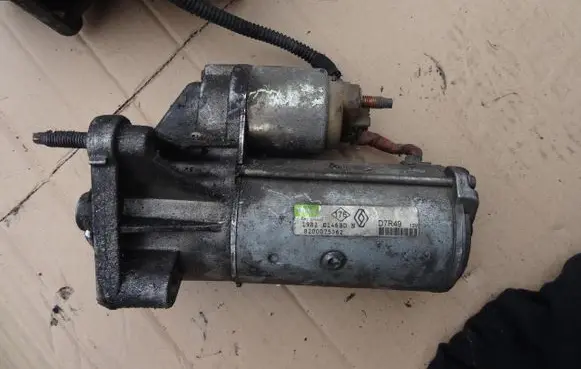 Renault Laguna II Starter motor 8200075362
