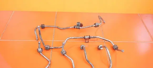 Mitsubishi ASX Fuel injector supply line/pipe 20MB2