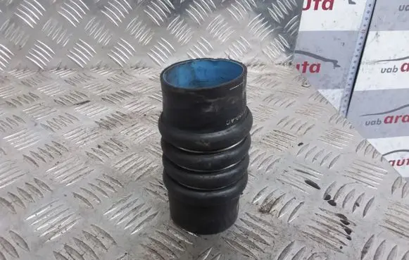 Ford Focus Intercooler hose/pipe XS4Q6N650AC