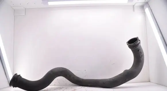 Audi A4 S4 B8 8K Intercooler hose/pipe 8K0145673