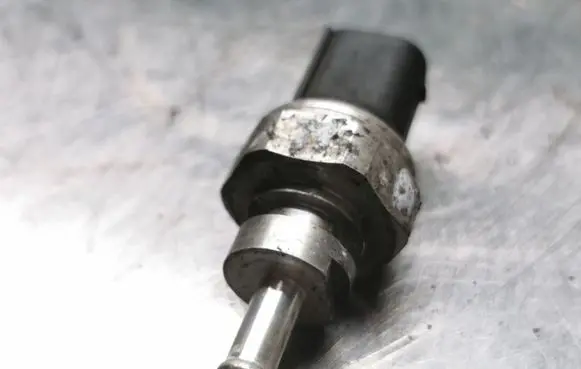 Air pressure sensor