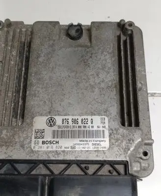 Volkswagen Crafter Engine control unit/module 076906022Q 0281016820