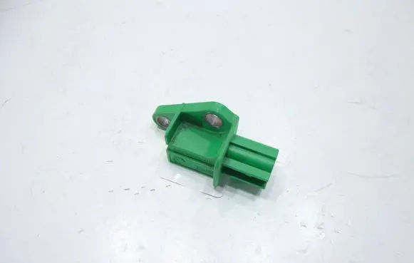 Volkswagen Touran II Airbag deployment crash/impact sensor 5M0909606A 5WK43658