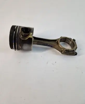 Volkswagen PASSAT B6 Piston 081187HSR