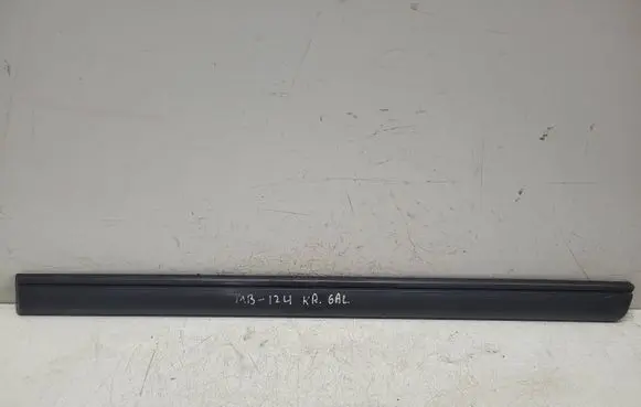 Mercedes-Benz E W124 Rear door trim (molding)