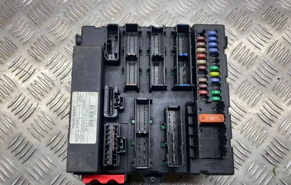 Opel Signum Fuse box set 532155009 0046728 09228740