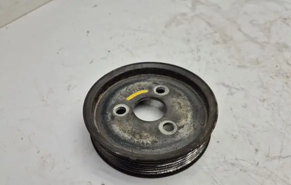 Opel Combo D Power steering pump pulley 51817135