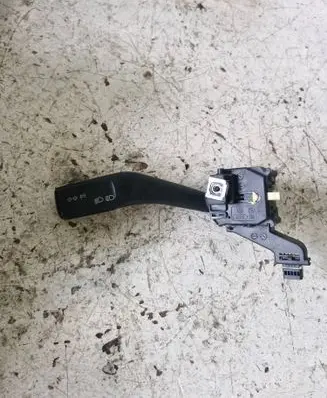 Skoda Octavia Mk2 (1Z) Indicator stalk 1K0953513 01103500 10350071296678