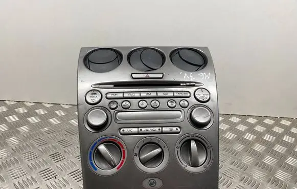 Mazda 6 Radio/CD/DVD/GPS head unit GJ6S66DSXH02