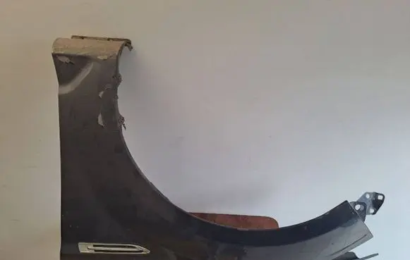 Ford Mondeo MK IV Fender