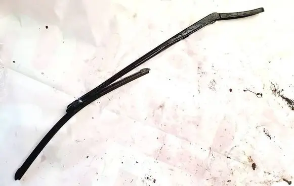BMW 5 GT F07 Front wiper blade arm