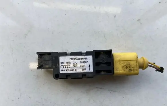 Audi A6 S6 C5 4B Airbag deployment crash/impact sensor 4b0959643c 0231a0b0kpzl