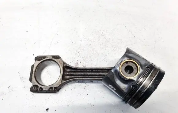 Audi A4 S4 B5 8D Piston with connecting rod 028H