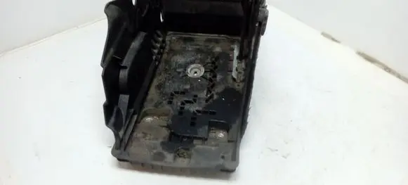 Volvo XC60 Battery tray 31201040