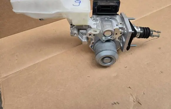 Toyota Corolla E210 E21 ABS Pump 4721016040