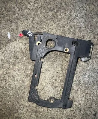 Front door exterior handle/bracket