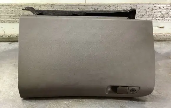Lancia Thema Glove box set L0198982DX9AE