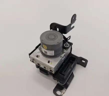 Peugeot 3008 II ABS Pump 9835131980
