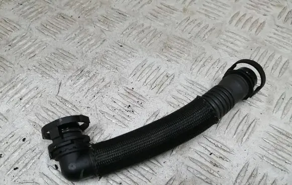 Audi A6 S6 C8 4K Breather/breather pipe/hose 05L103493C