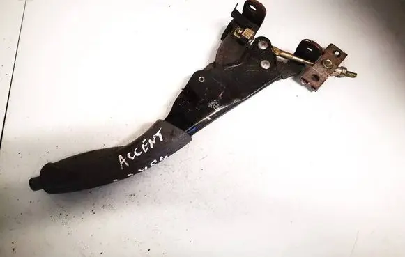 Hyundai Accent Handbrake/parking brake lever assembly