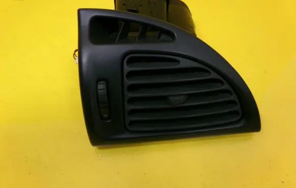 Citroen C5 Dashboard side air vent grill/cover trim 99024110
