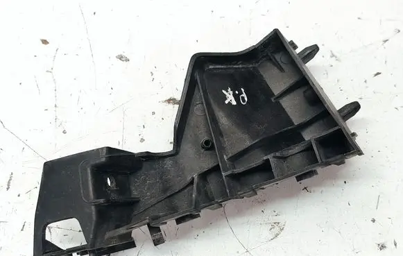 Audi Q5 SQ5 Front bumper mounting bracket 8R0807283C