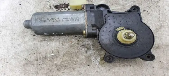 BMW 3 E46 Front door window regulator motor 0130821716 67823620630