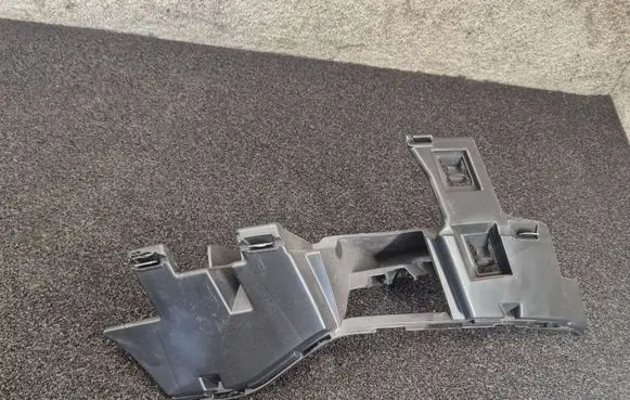 Land Rover Discovery 5 Front bumper support beam HY3217C862