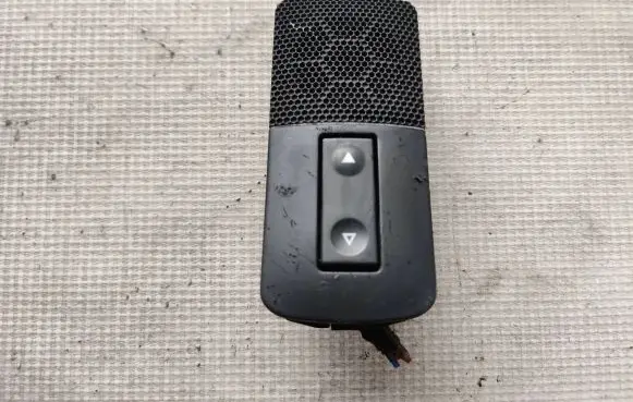 Opel Vectra C Electric window control switch 24437646