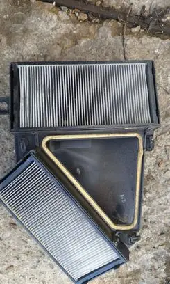 BMW X6 E71 Cabin air micro filter cap 6945575