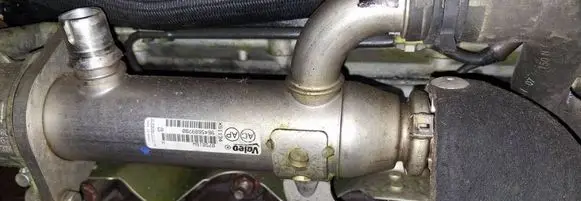 Citroen C4 I Picasso EGR valve cooler 9645689780