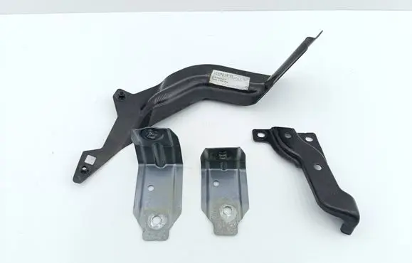 Volkswagen Atlas Fender mounting bracket 3CN821136A 3CN809472 3CN809536