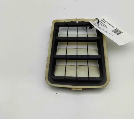 Peugeot 3008 III Quarter panel pressure vent 9831031680