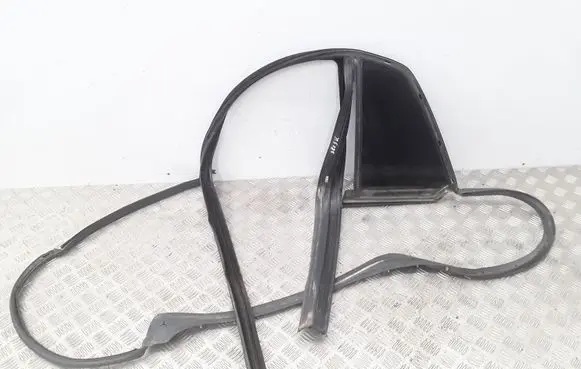 Volkswagen Phaeton Rear vent window glass 43R00366 DOT618M501100AS2