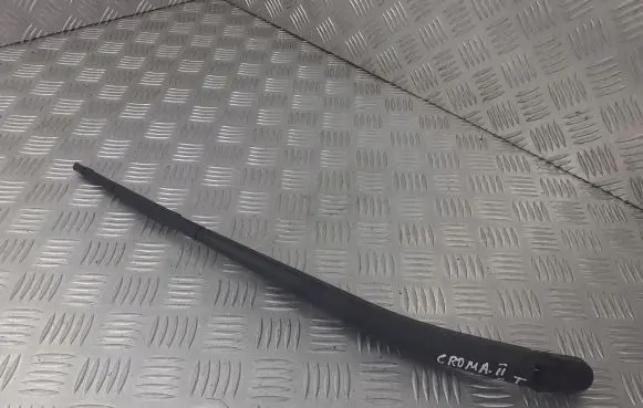 Fiat Croma Rear wiper blade arm