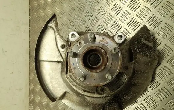 Land Rover Range Rover Evoque L551 Front wheel hub 28C76776