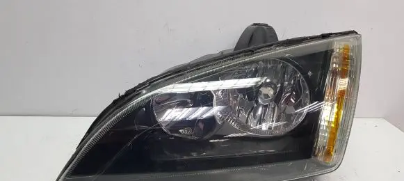 Ford Focus Headlight/headlamp